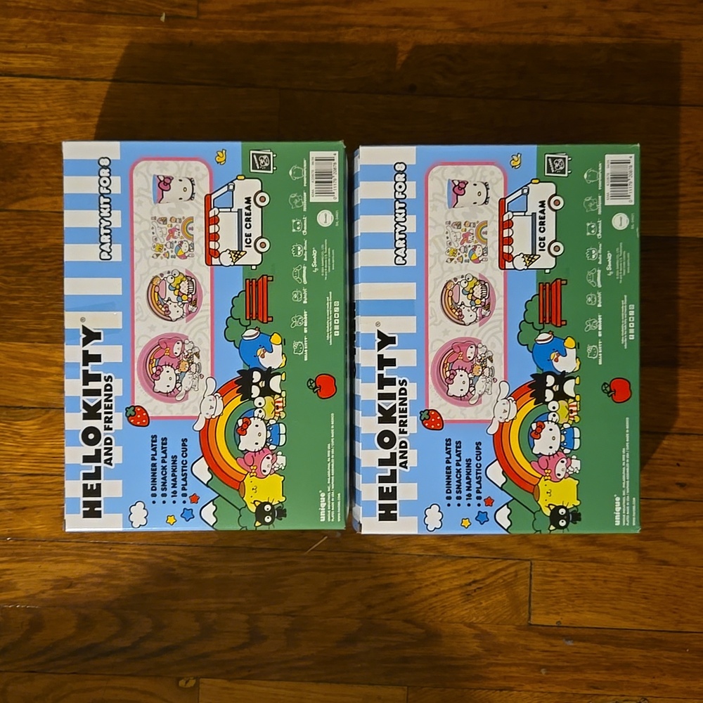 Hello Kitty Birthday Party Supplies for 16 People